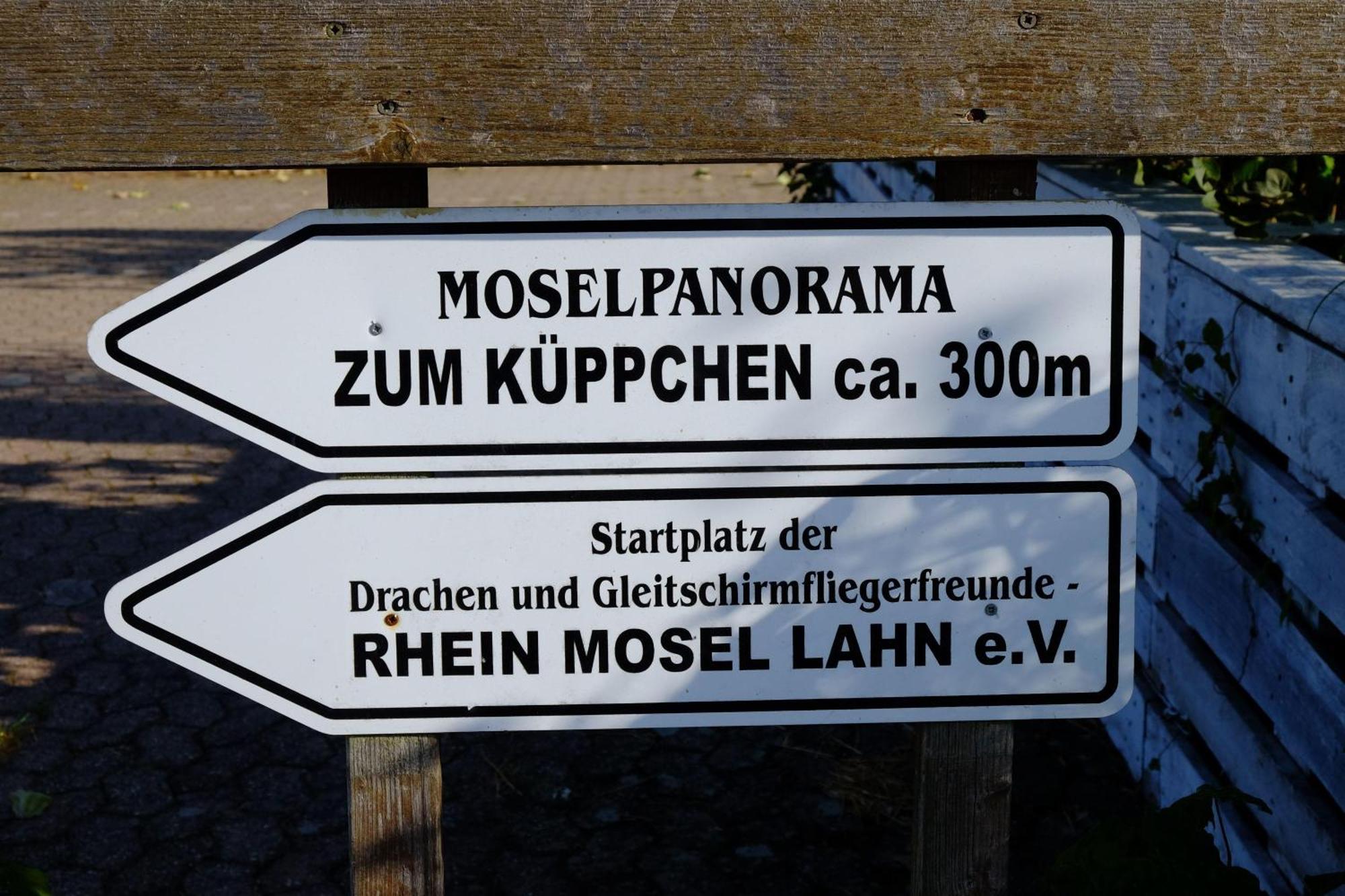 Ferienwohnung-Zum-Kueppchen Münstermaifeld Exteriör bild